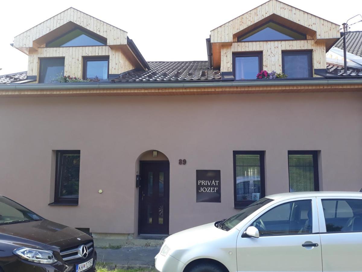 Appartement Privat Jozef à Vrbov Extérieur photo